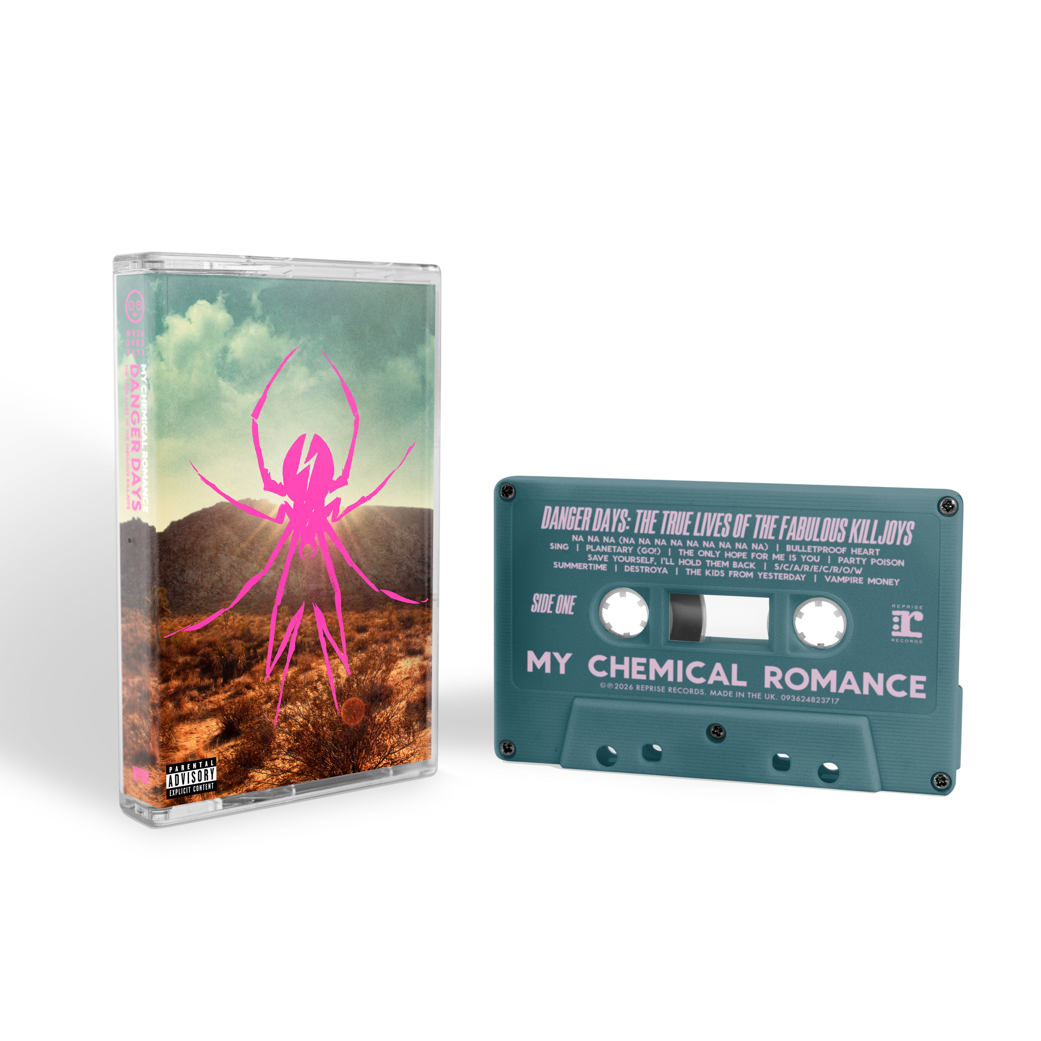 True Lives Danger Days: The True Lives of the Fabulous Killjoys Deluxe Edition ...